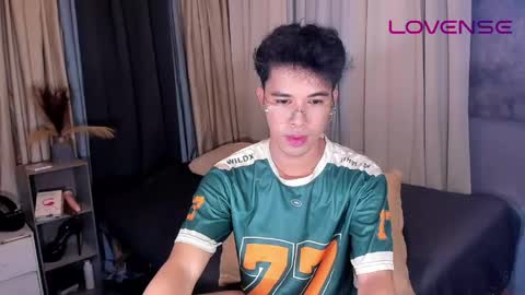 Snapshot of asiancum_peter chatting on 05/25/26, 01:22 asiancum_peter online show from 05/25/26, 01:22