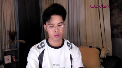 Snapshot of asiancum_peter chatting on 05/29/26, 01:47 asiancum_peter online show from 05/29/26, 01:47