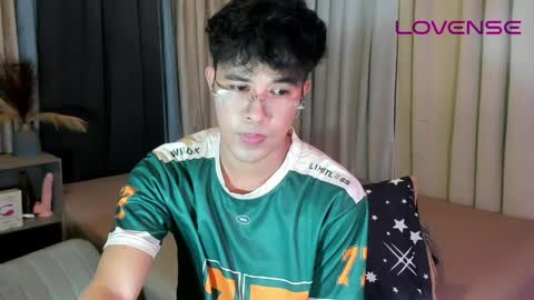 Snapshot of asiancum_peter chatting on 06/05/26, 02:51 asiancum_peter online show from 06/05/26, 02:51