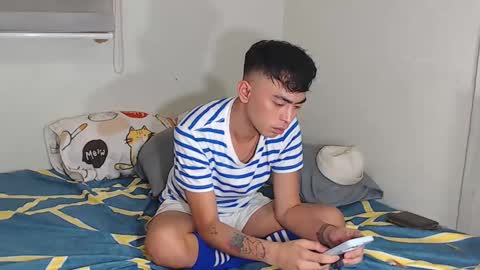 Snapshot of asiancummer_bry69 chatting on 02/11/25, 01:20 Bry online show from 02/11/25, 01:20
