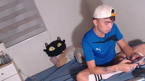 Snapshot of asiancummer_bry69 chatting on 03/09/25, 11:58 Bry online show from 03/09/25, 11:58