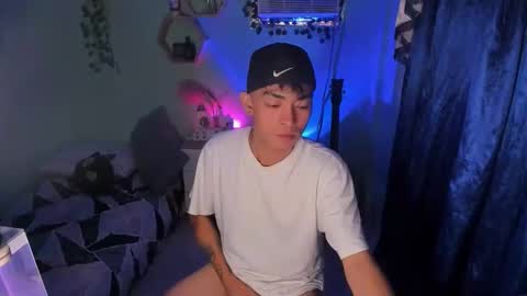 Snapshot of asiancummer_bry69 chatting on 11/29/25, 02:03 Bry online show from 11/29/25, 02:03