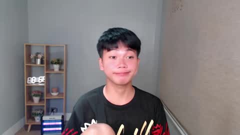   online show from 12/04/24, 12:03
