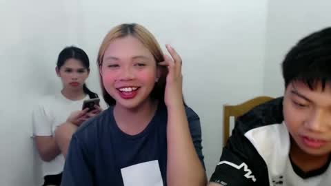   online show from 02/04/25, 08:13