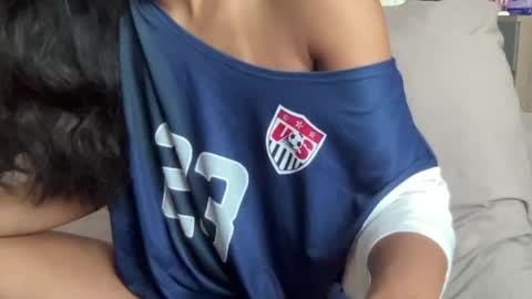 asiangirlandwhiteguy online show from 04/28/26, 03:22