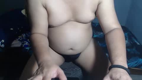 Snapshot of asianh0tangel chatting on 10/07/25, 08:33 angel online show from 10/07/25, 08:33