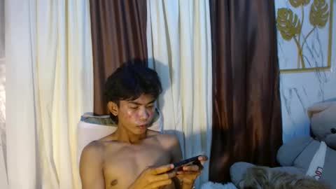 Snapshot of asianhotbigcock chatting on 11/16/25, 05:29 Nico online show from 11/16/25, 05:29