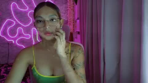 Snapshot of asianhottiesttamira chatting on 07/14/26, 08:41 HI IM TAMIRA LOOKING FOR SERIOUS RELATIONSHIP online show from 07/14/26, 08:41