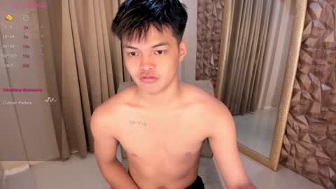 Snapshot of asianhugescott chatting on 02/08/25, 12:28 VICTORIA SCOTT online show from 02/08/25, 12:28