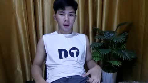 asianjay_hunks online show from 12/18/25, 04:13