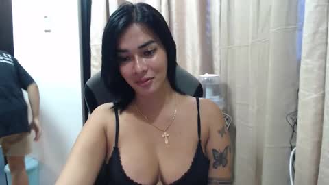 Snapshot of asianmarkxxx69 chatting on 11/02/25, 05:54 Mark online show from 11/02/25, 05:54