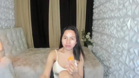 Snapshot of asianpetitefucker01 chatting on 06/11/26, 10:24 asianpetitefucker01 online show from 06/11/26, 10:24