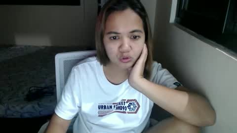 Snapshot of asianprettymay chatting on 10/13/25, 01:55 asianprettymay online show from 10/13/25, 01:55
