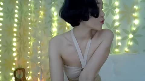 Snapshot of asianshiny chatting on 09/18/25, 08:38 Alice online show from 09/18/25, 08:38