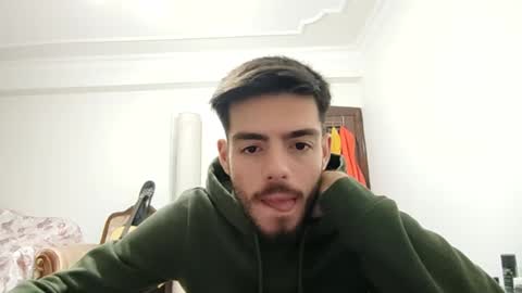 asihandsome06 online show from 12/08/24, 06:28