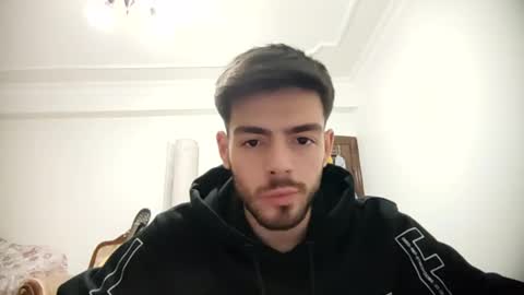 asihandsome06 online show from 02/02/25, 06:42