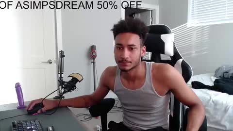 Snapshot of asimpsdream chatting on 10/14/25, 01:12 asimpsdream online show from 10/14/25, 01:12