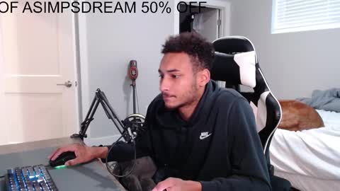 Snapshot of asimpsdream chatting on 10/15/25, 01:11 asimpsdream online show from 10/15/25, 01:11