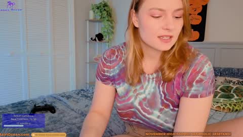 Snapshot of asiri_ocean chatting on 11/30/25, 04:22 Asiri pronounced Ah-siri Please no nicknames 3 online show from 11/30/25, 04:22