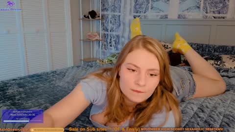 Snapshot of asiri_ocean chatting on 12/01/25, 07:19 Asiri pronounced Ah-siri Please no nicknames 3 online show from 12/01/25, 07:19