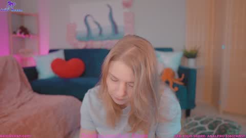 Snapshot of asiri_ocean chatting on 02/24/26, 01:09 Asiri pronounced Ah-siri Please no nicknames 3 online show from 02/24/26, 01:09