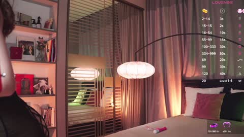 Audrey online show from 02/06/25, 02:58