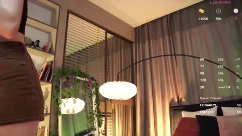 Audrey online show from 03/11/25, 01:45