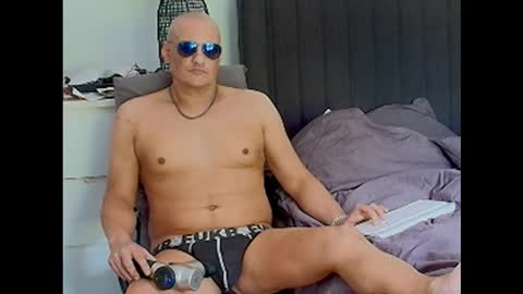 askil8802 online show from 12/01/25, 02:49