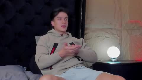 Aslan  online show from 04/07/26, 02:34