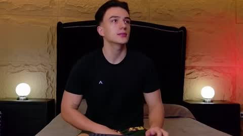 Aslan  online show from 04/13/26, 03:01