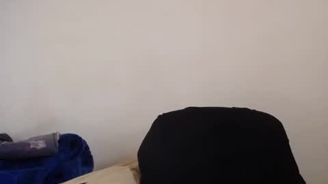 Snapshot of aslanne chatting on 06/15/26, 12:40 aslanne online show from 06/15/26, 12:40