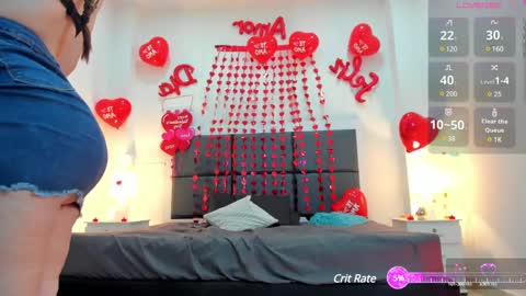 Snapshot of aslhyn_gomez chatting on 02/15/25, 04:01 Aslhyn online show from 02/15/25, 04:01