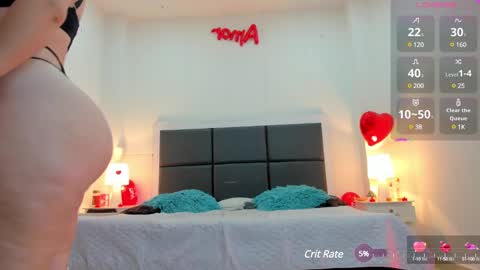 Snapshot of aslhyn_gomez chatting on 02/24/25, 07:30 Aslhyn online show from 02/24/25, 07:30