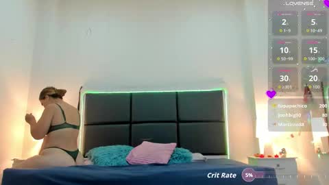 Snapshot of aslhyn_gomez chatting on 12/13/25, 07:53 Aslhyn online show from 12/13/25, 07:53