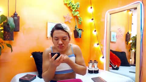 ASLY online show from 12/21/24, 11:22