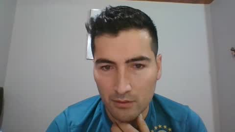 Snapshot of asmethepoker11 chatting on 01/28/25, 04:19 Antonio online show from 01/28/25, 04:19