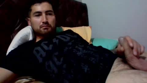 Snapshot of asmethepoker11 chatting on 03/01/25, 05:31 Antonio online show from 03/01/25, 05:31