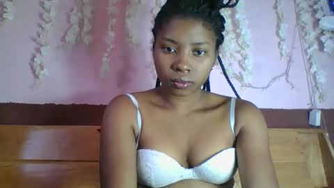 asmiraa online show from 05/24/26, 09:03