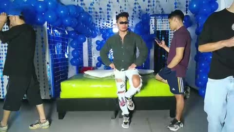 THOMAS AND DAMIAND online show from 12/09/24, 12:12