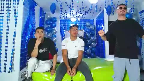 THOMAS AND DAMIAND online show from 01/21/25, 12:15