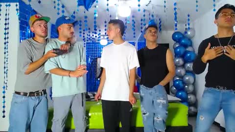 THOMAS AND DAMIAND online show from 02/06/25, 12:22