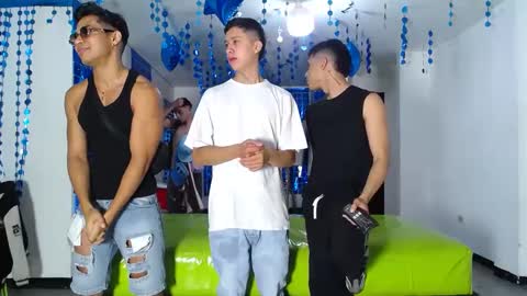 THOMAS AND DAMIAND online show from 02/21/25, 12:05