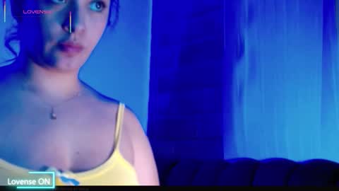 Snapshot of aspenruss chatting on 09/13/25, 07:13 online show from 09/13/25, 07:13