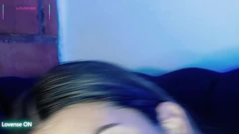 Snapshot of aspenruss chatting on 10/17/25, 03:42 online show from 10/17/25, 03:42