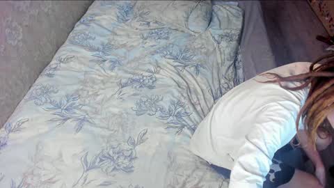 Snapshot of asphalt_surfer chatting on 12/07/24, 06:15 asphalt surfer online show from 12/07/24, 06:15