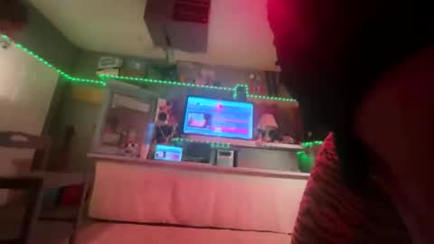 SIR WILLIAM online show from 12/21/25, 07:15