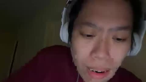 Snapshot of assert32 chatting on 12/02/25, 07:36 Patty online show from 12/02/25, 07:36