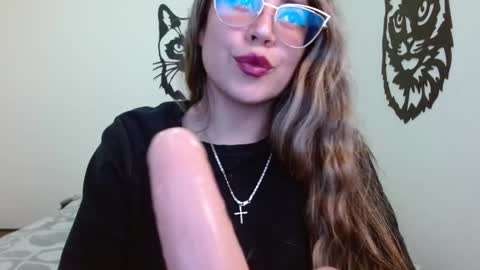 Snapshot of asshley_tyler chatting on 01/17/25, 11:18 ash online show from 01/17/25, 11:18