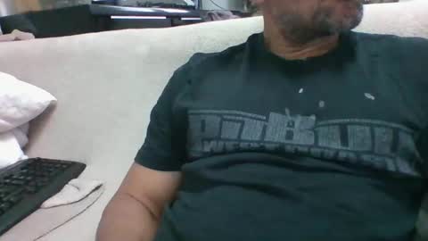 Snapshot of asshunnter chatting on 10/14/25, 02:07 MARCO online show from 10/14/25, 02:07