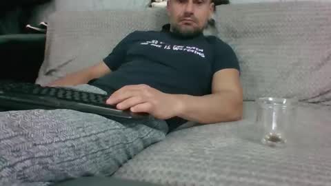 Snapshot of asshunnter chatting on 11/07/25, 02:28 MARCO online show from 11/07/25, 02:28